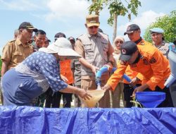 Atasi Kekeringan, Pemkab Lamongan Gerak Cepat, Salurkan Air Bersih