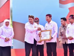 Bupati Lamongan Raih Penghargaan Pembina Koperasi Andalan Jatim 2026