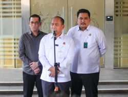 Resmi Dilimpahi Polri, Kejagung Terima Tersangka dan Barbuk Tiga Kasus Besar