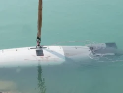 Militer Makin Rapuh, IRGC Tangkap Kapal Selam AS di Selat Hormuz
