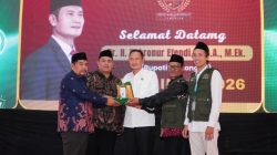 Kuliah Umum di Institut Sabilillah, Bupati Yes: PT Ciptakan Kemajuan Daerah