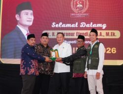 Kuliah Umum di Institut Sabilillah, Bupati Yes: PT Ciptakan Kemajuan Daerah