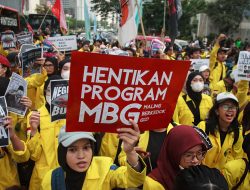 #IndonesiaSadar, Mahasiswa Usung 5 Tuntutan, Kepung Bundaran HI